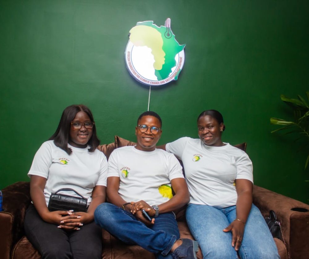 WhatsApp Image 2024-12-25 at 23.28.48_b5298f55